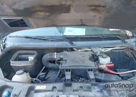 2019 Mercedes-Benz Sprinter 2500 High Roof V6 z USA, uszkodzony, nr VIN WD4PF1CD5KP146699